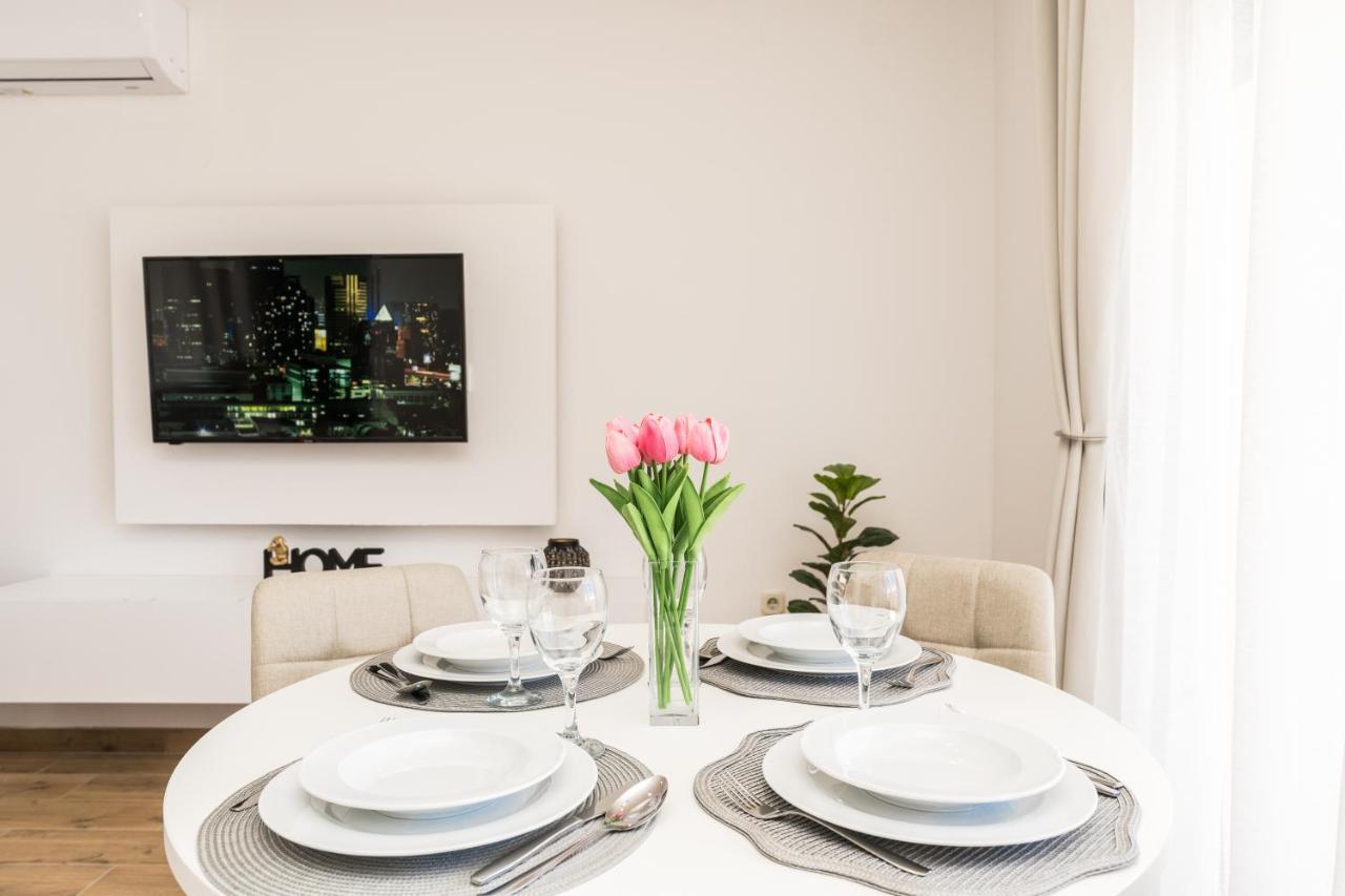 Apartmani Tomeri Starigrad Paklenica Bagian luar foto