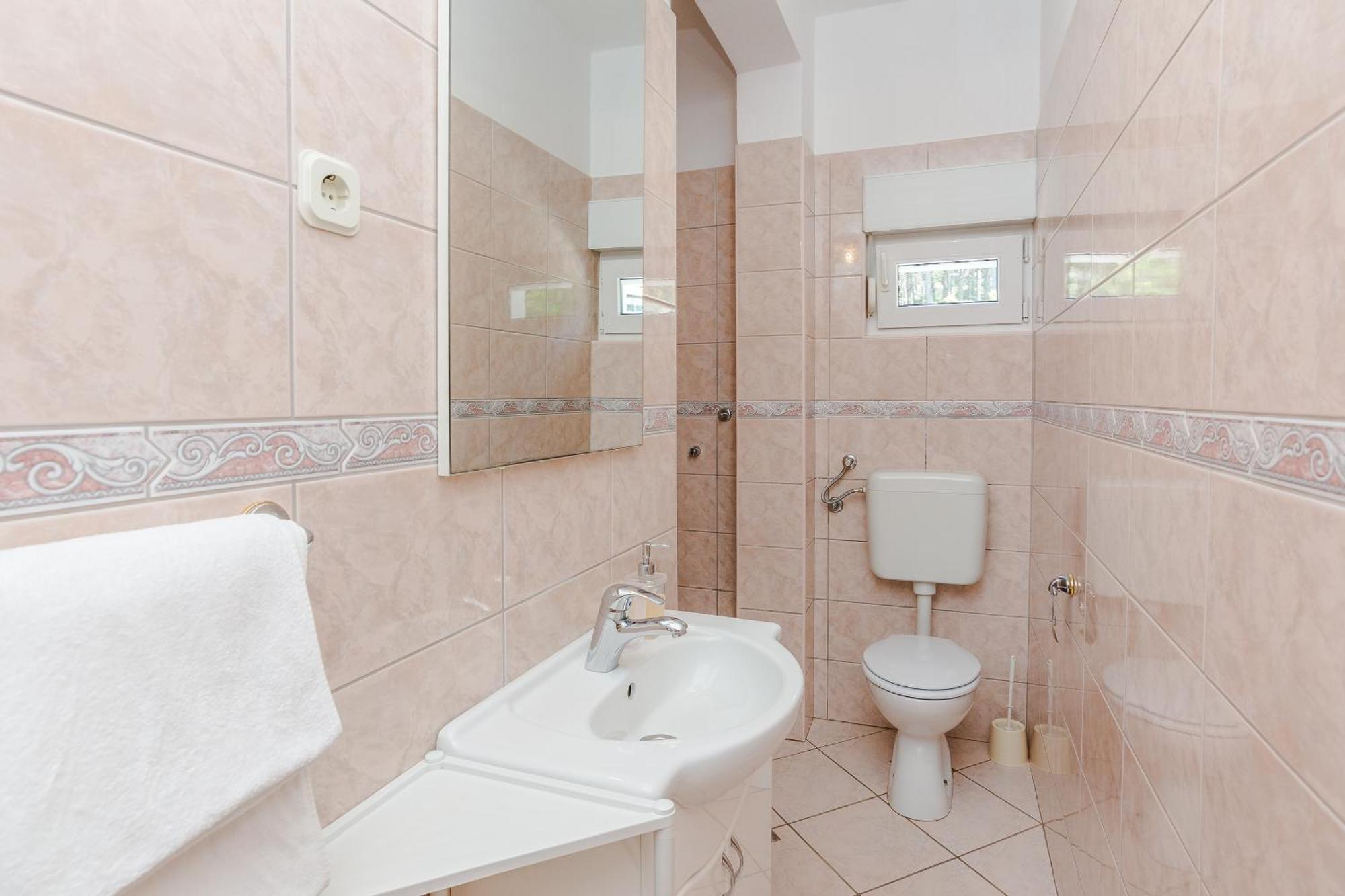 Apartmani Tomeri Starigrad Paklenica Bagian luar foto